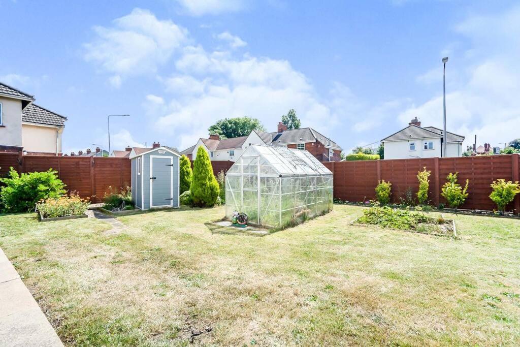 Beautiful 3 Bedroom Home, 10 Minutes Walk To Beach. Cleethorpes Esterno foto