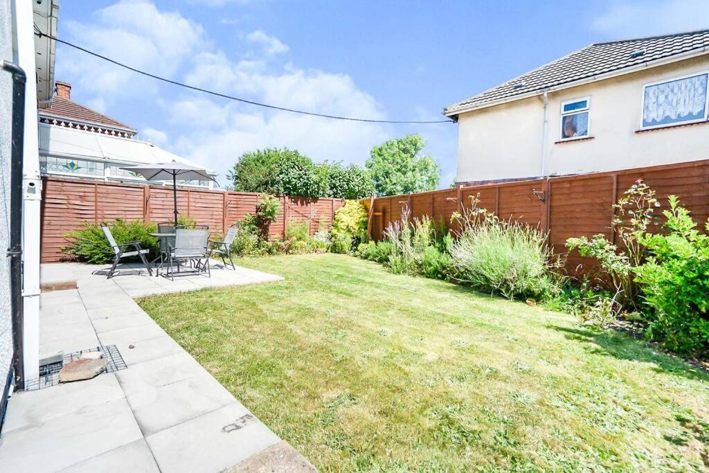 Beautiful 3 Bedroom Home, 10 Minutes Walk To Beach. Cleethorpes Esterno foto