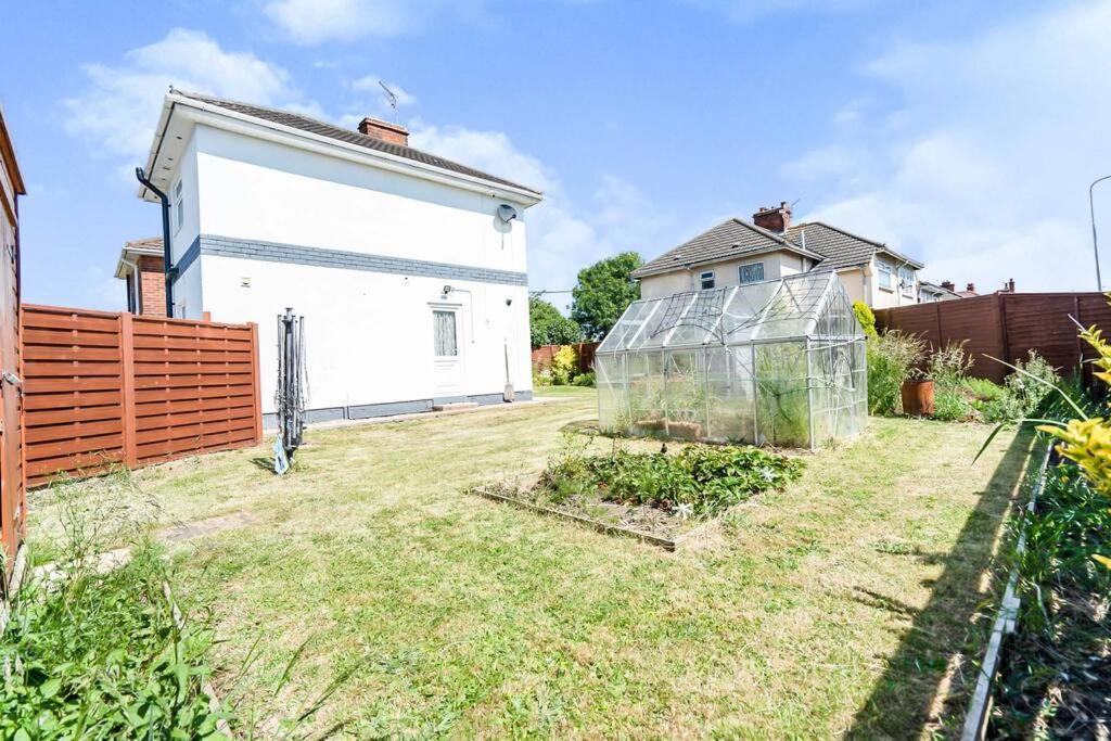 Beautiful 3 Bedroom Home, 10 Minutes Walk To Beach. Cleethorpes Esterno foto